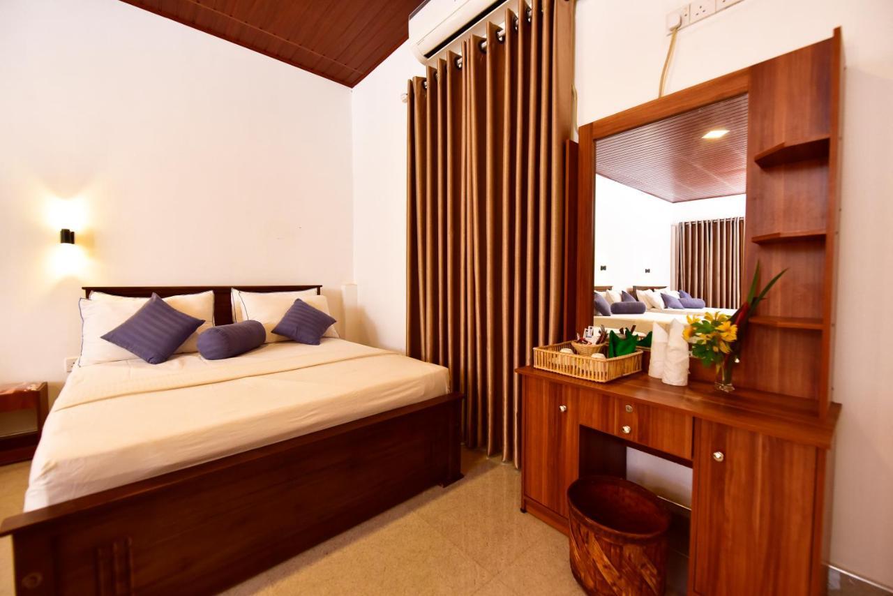 Ariya Rest & Ayurveda Spa Полоннарува Екстер'єр фото